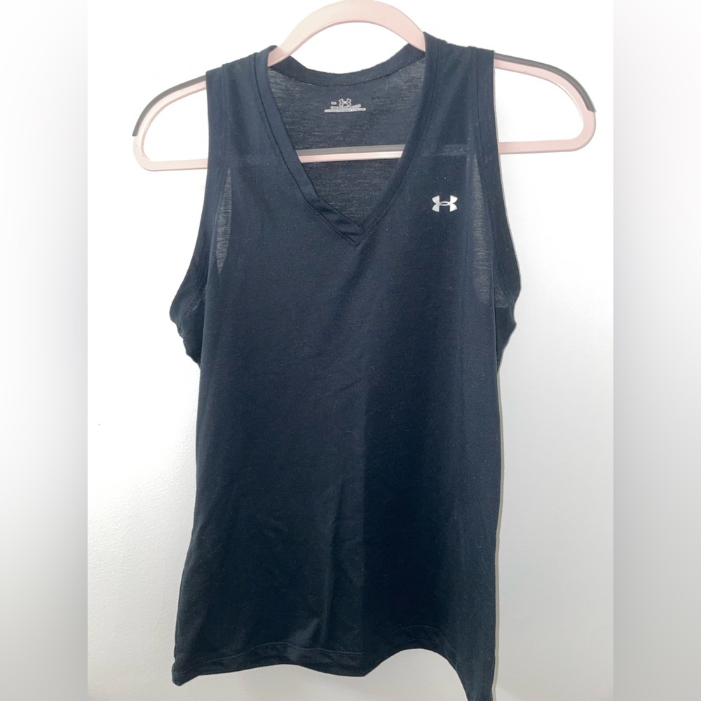 Under Armour Black workout tank top - medium